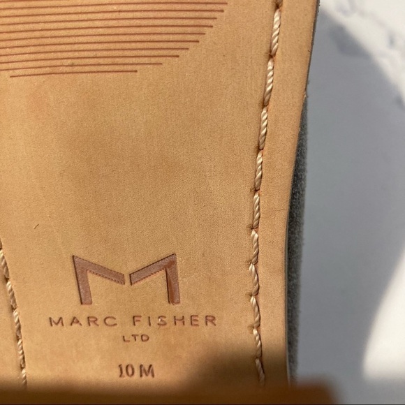 MARC FISHER Sz 10  Vashi Peep Toe Suede Stacked 4.5” Heel Booties - Picture 9 of 11